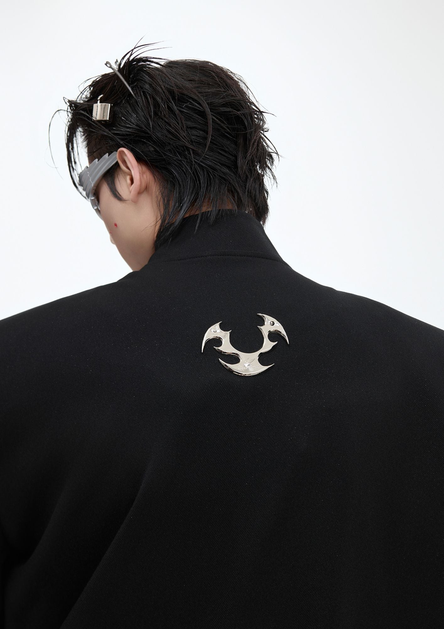 "ArguE CulturE" Metal Lock Silhouette Jacket