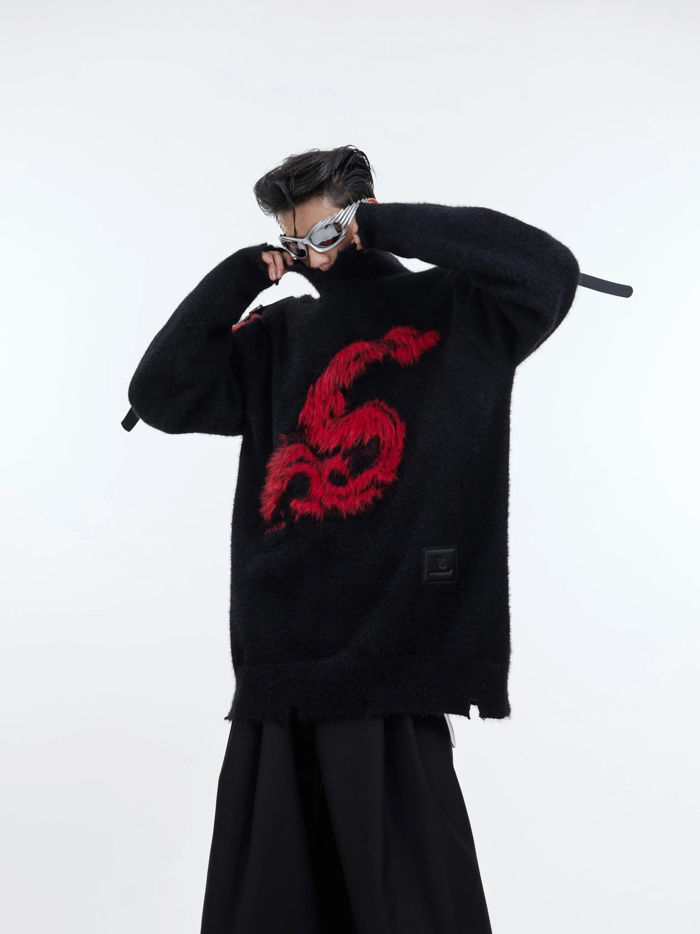 "ArguE CulturE" Dragon Slay Oversized Sweater